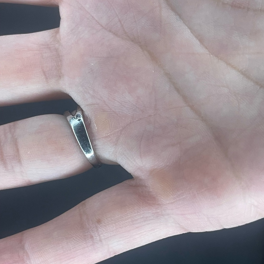 Elegant Silver Double Bar Ring - Picture 2 of 2